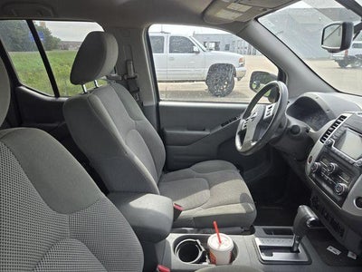 2018 Nissan Frontier Crew Cab 4x4 SV V6 Auto