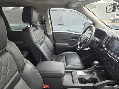 2024 Nissan Frontier Crew Cab 4x2 SL