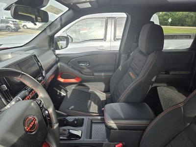 2025 Nissan Frontier Crew Cab 4x4 PRO-4X