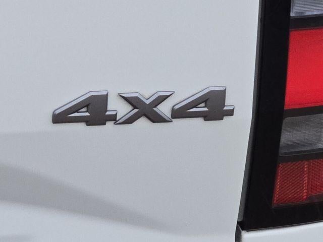 2025 Nissan Frontier Crew Cab 4x4 S