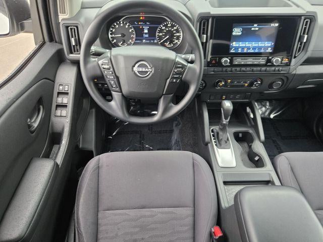 2025 Nissan Frontier Crew Cab 4x4 S