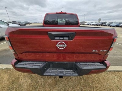 2024 Nissan Frontier Crew Cab 4x4 SL