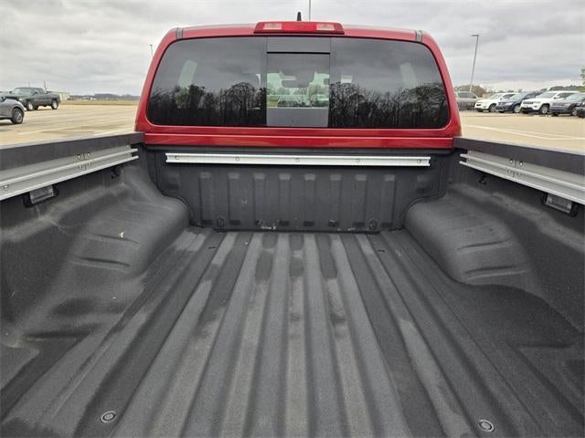 2024 Nissan Frontier Crew Cab 4x4 SL