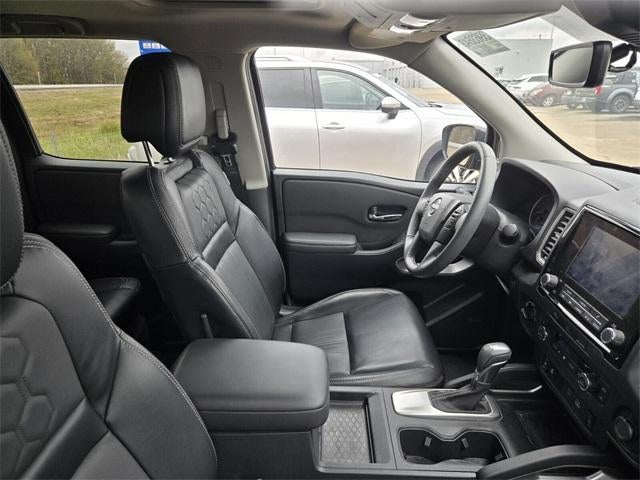 2024 Nissan Frontier Crew Cab 4x4 SL