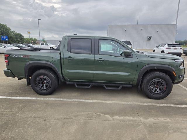 2025 Nissan Frontier Crew Cab 4x4 PRO-4X