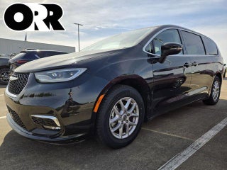 2023 Chrysler Pacifica Touring L FWD