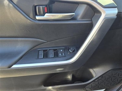 2024 Toyota RAV4 XLE Premium FWD (Natl)