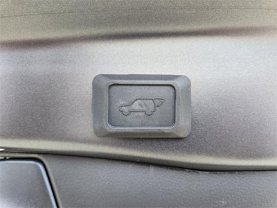 2024 Toyota RAV4 XLE Premium FWD (Natl)