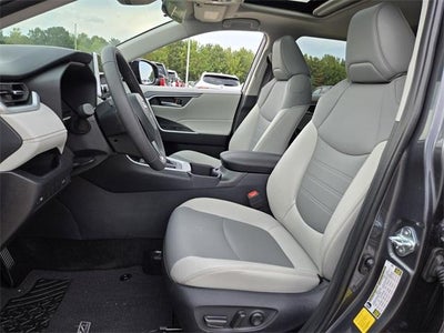 2024 Toyota RAV4 XLE Premium FWD (Natl)