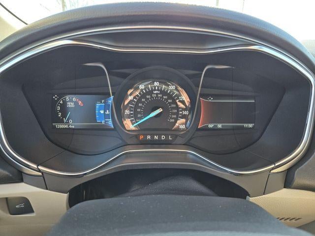 2017 Ford Fusion SE FWD