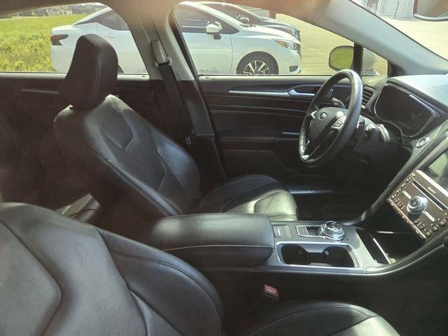2020 Ford Fusion Titanium FWD