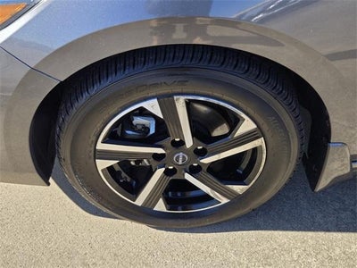 2024 Nissan Sentra SV CVT