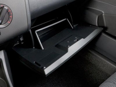 2011 Nissan Versa 5dr HB I4 Auto 1.8 S