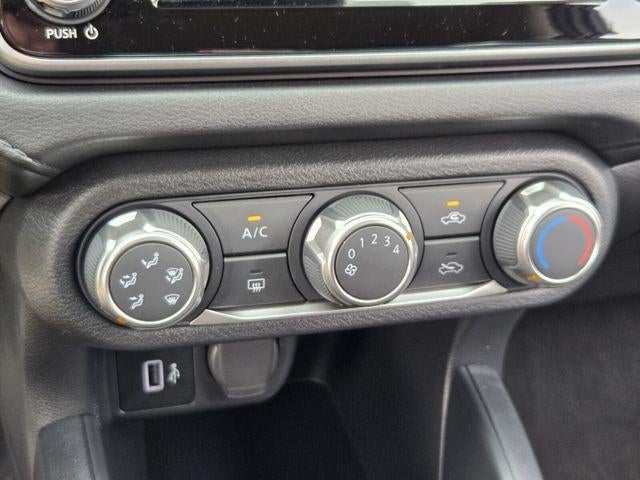 2025 Nissan Versa S CVT