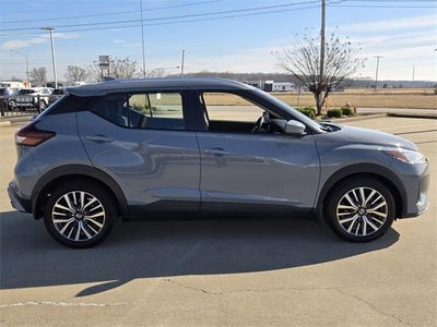 2021 Nissan Kicks SV FWD