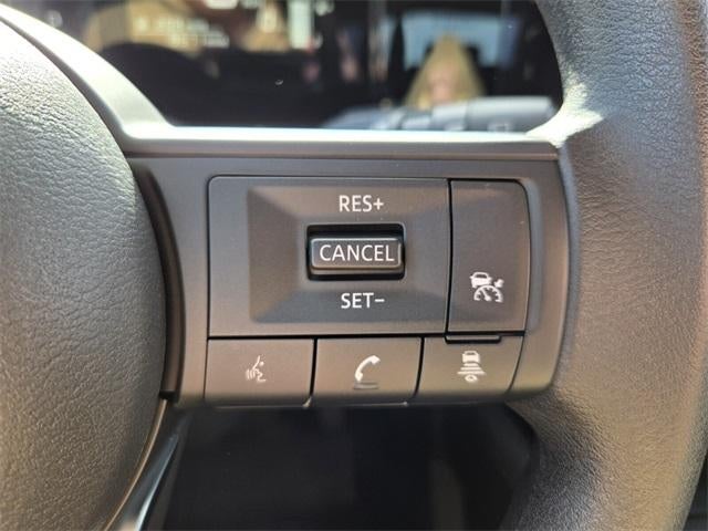 2025 Nissan Kicks SV FWD