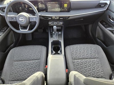 2025 Nissan Kicks SV FWD