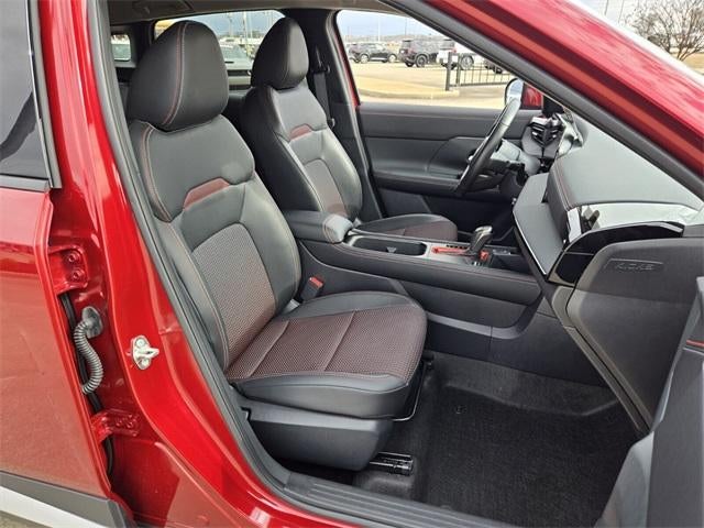 2025 Nissan Kicks SR FWD