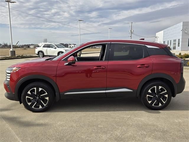 2025 Nissan Kicks SR FWD