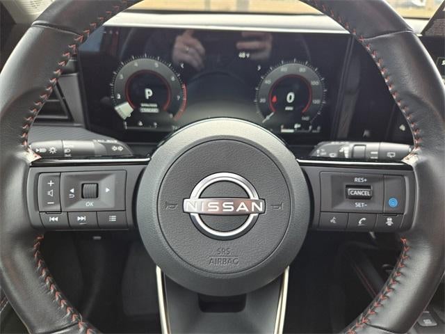 2025 Nissan Kicks SR FWD