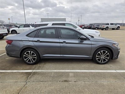 2025 Volkswagen Jetta Sport Auto