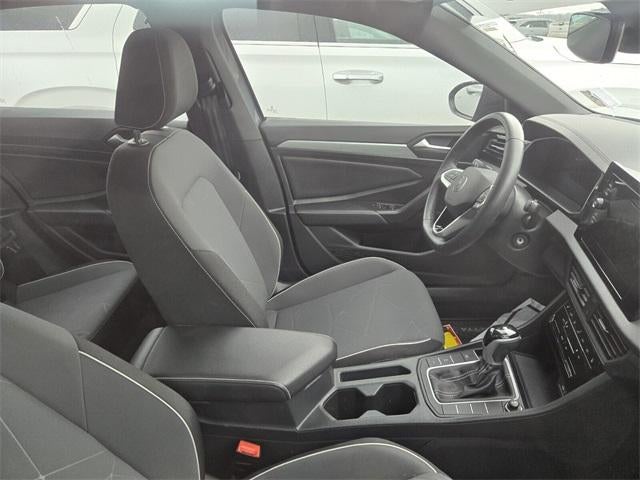 2025 Volkswagen Jetta Sport Auto