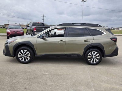 2025 Subaru Outback Premium AWD