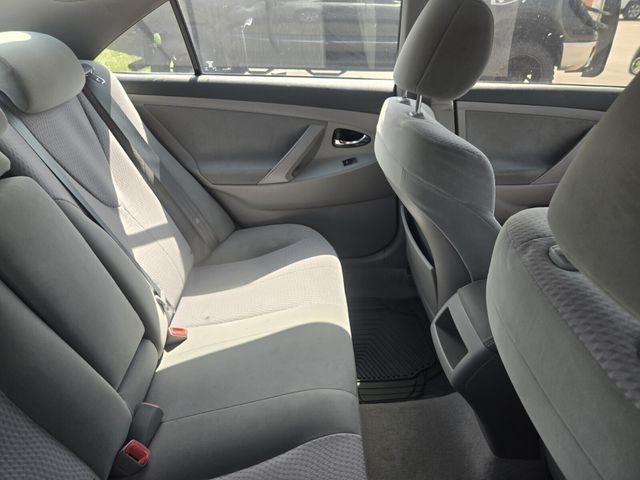 2011 Toyota Camry 4dr Sdn I4 Auto LE (Natl)