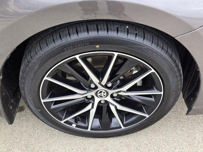 2024 Toyota Camry SE Auto (SE)