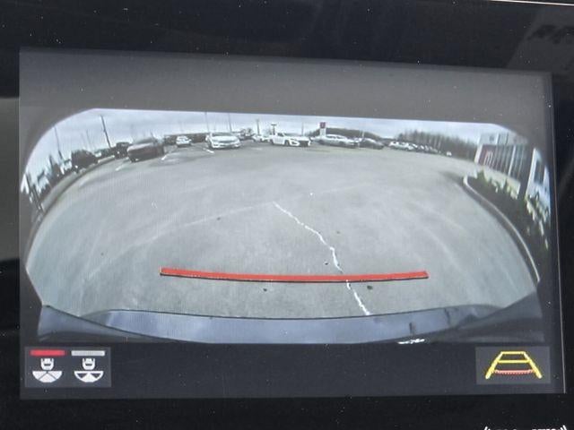 2024 Toyota Camry SE Auto (SE)