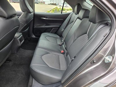 2024 Toyota Camry SE Auto (SE)