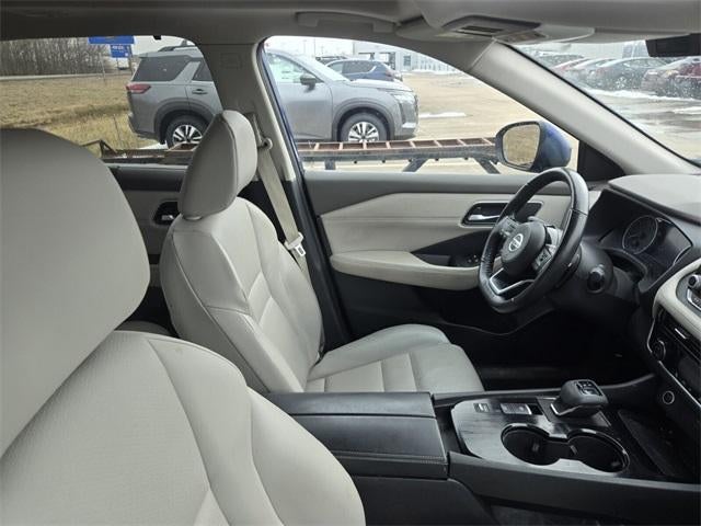 2021 Nissan Rogue FWD SV