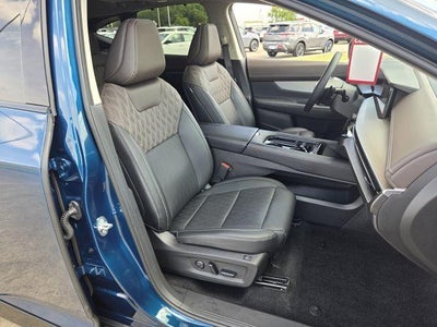 2025 Nissan Murano AWD Platinum