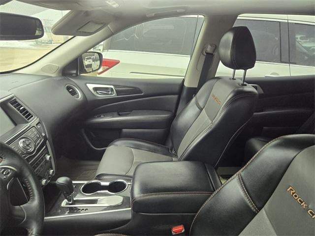 2020 Nissan Pathfinder FWD SL