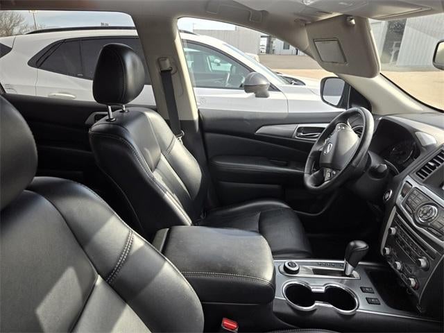 2019 Nissan Pathfinder 4x4 SL