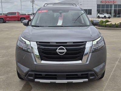 2025 Nissan Pathfinder SL 2WD