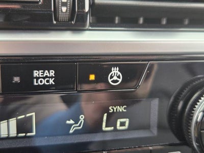 2025 Nissan Pathfinder SL 2WD