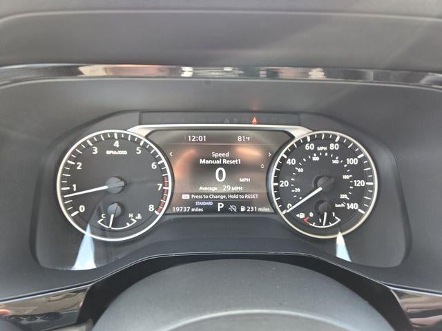 2025 Nissan Pathfinder SL 2WD