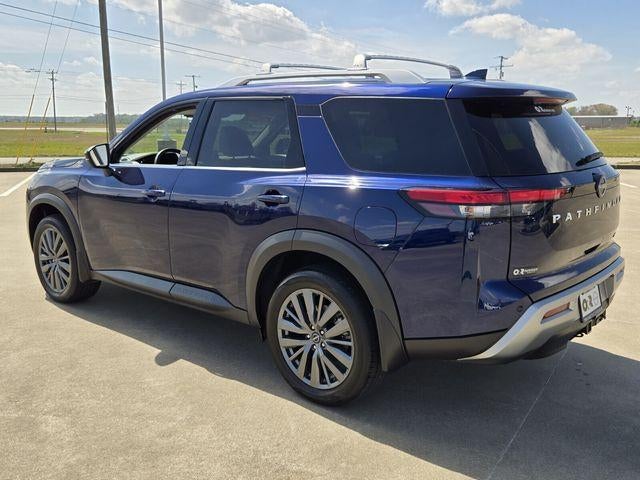 2025 Nissan Pathfinder SL 2WD