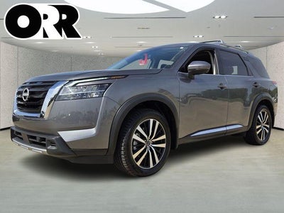 2024 Nissan Pathfinder Platinum 2WD