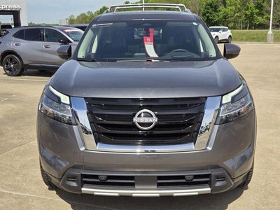 2024 Nissan Pathfinder Platinum 2WD