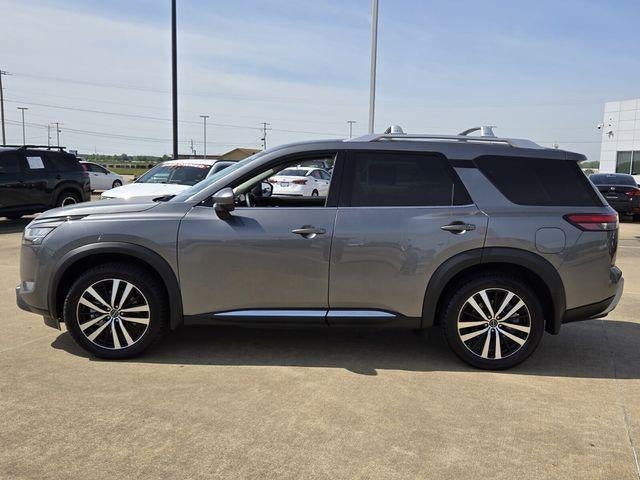 2024 Nissan Pathfinder Platinum 2WD