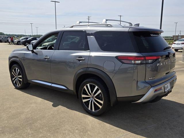 2024 Nissan Pathfinder Platinum 2WD