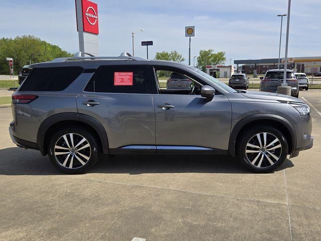2024 Nissan Pathfinder Platinum 2WD