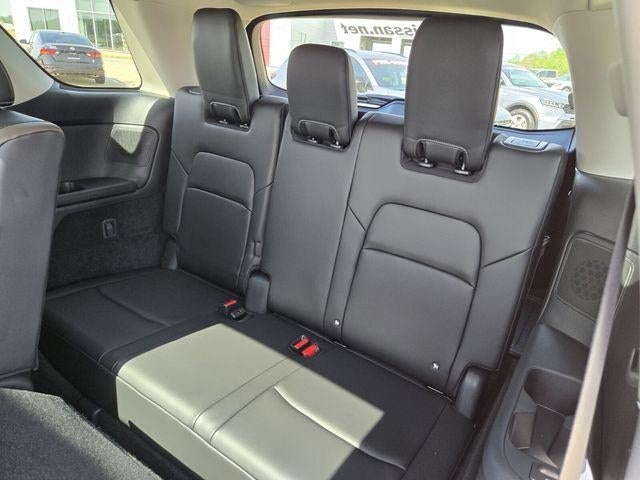2024 Nissan Pathfinder Platinum 2WD