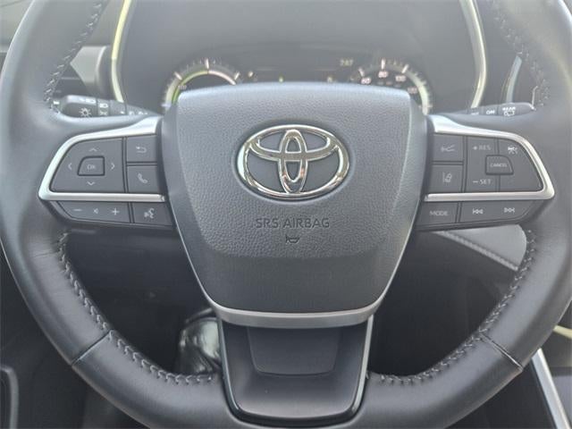 2024 Toyota Highlander Hybrid LE Nightshade FWD (Natl)