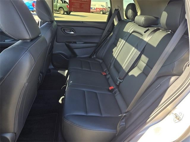 2025 Nissan Rogue FWD SL