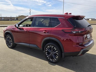 2025 Nissan Rogue AWD SL