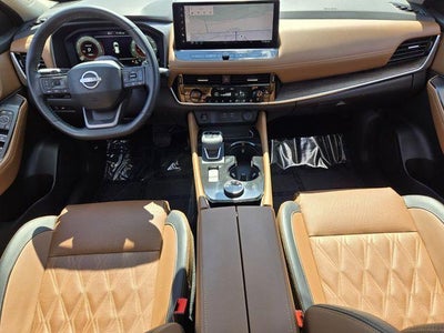 2025 Nissan Rogue AWD Platinum