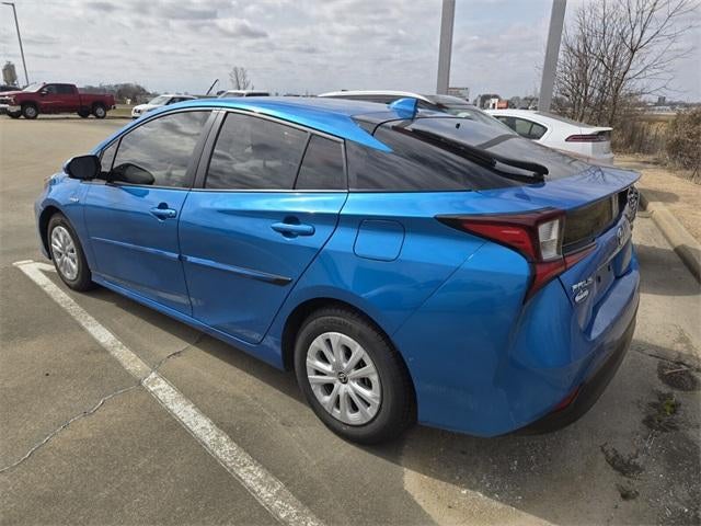 2020 Toyota Prius L Eco (Natl)